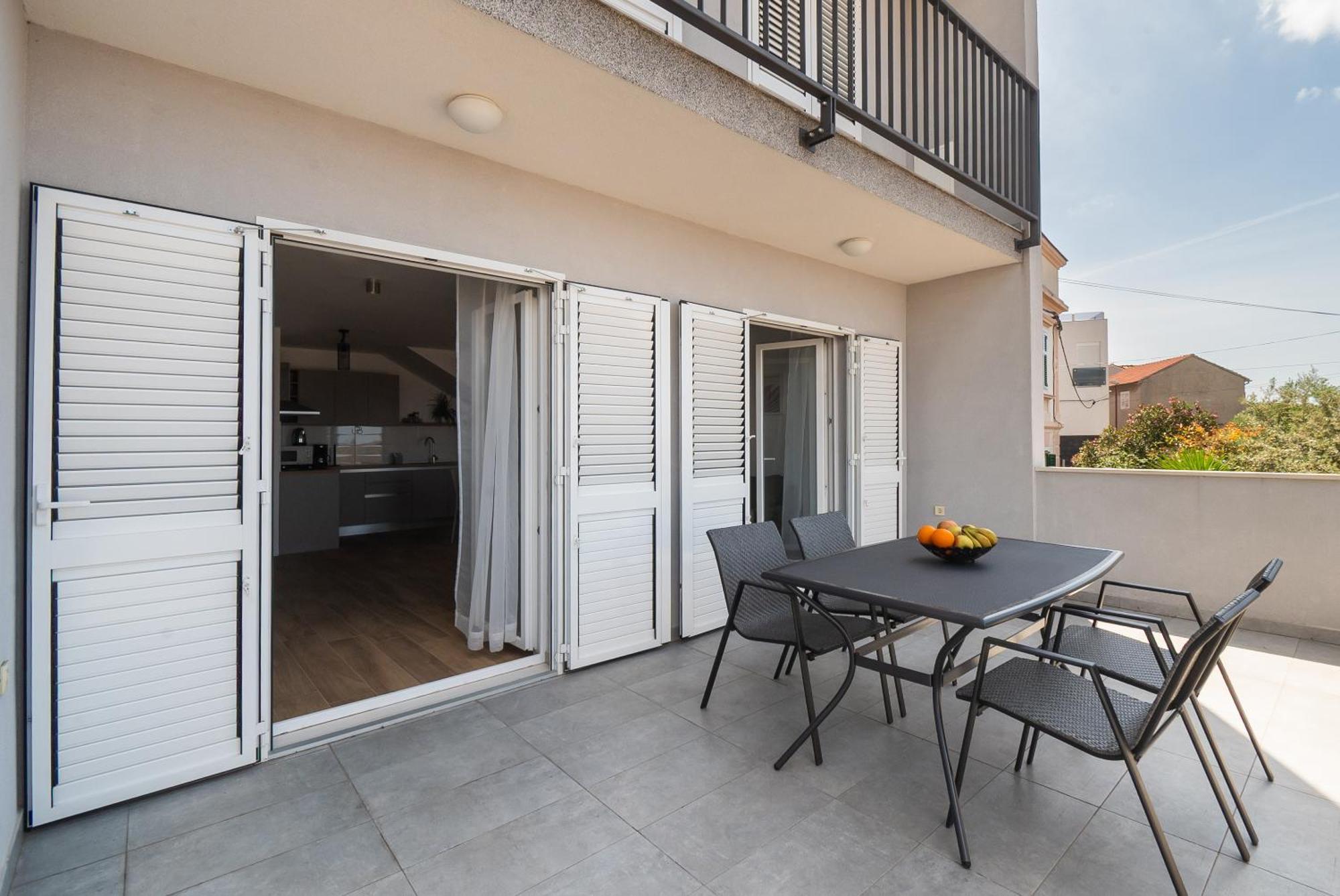 Apartman Miriam Šibenik Exteriör bild